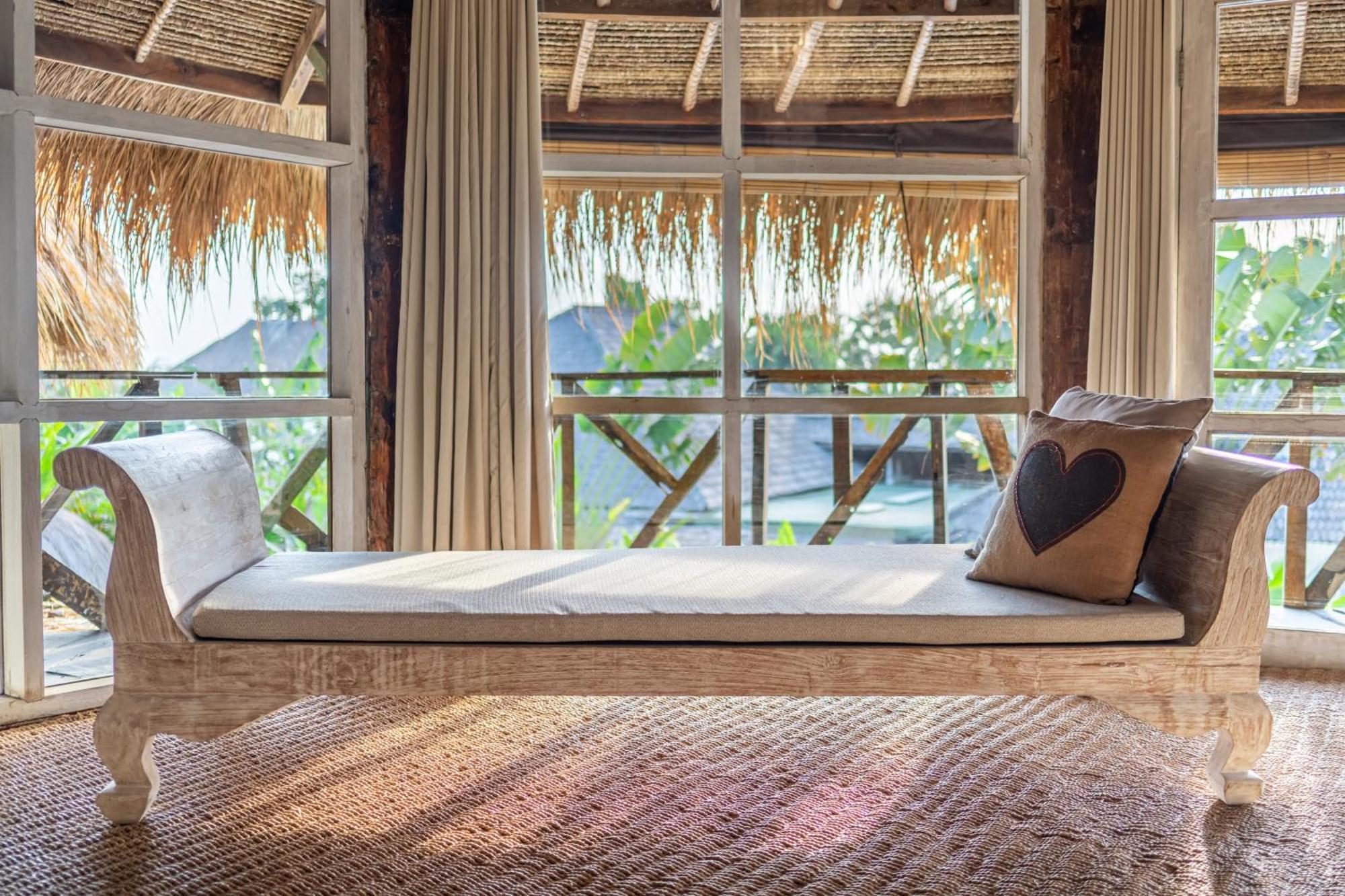 ג'ימבאראן Balangan Beach Villa Idaman Bungalows מראה חיצוני תמונה